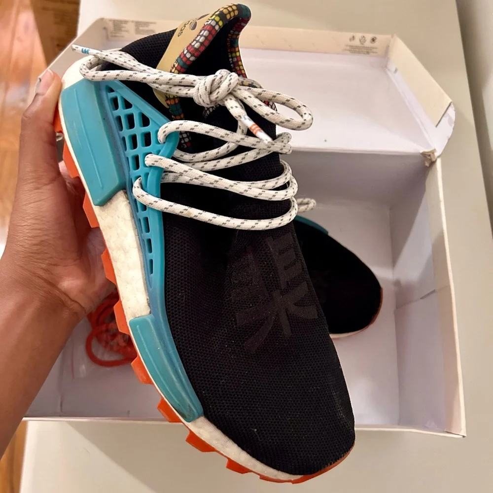 Adidas Human Races - Picture 1 of 3